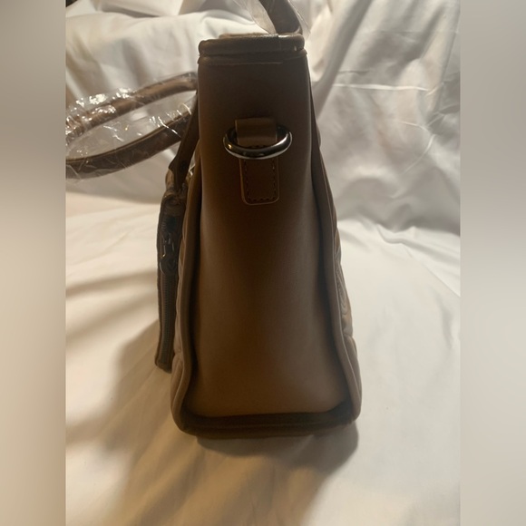 Valentino Orlandi Taupe Quilted Tote Bag w/ Matching Wristlet Wallet NWT - Picture 6 of 11